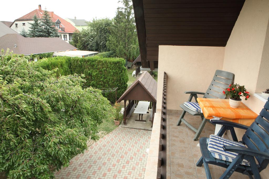 Viola House Hotel Hévíz Quarto foto